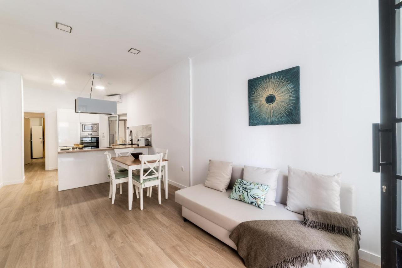 Moonkey - Apto. Albeniz, Con Acogedor Patio Alicante Exteriör bild