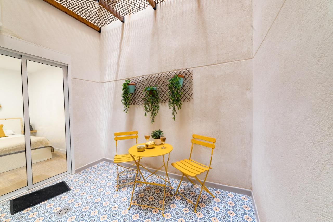 Moonkey - Apto. Albeniz, Con Acogedor Patio Alicante Exteriör bild