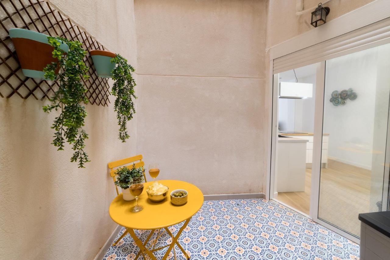 Moonkey - Apto. Albeniz, Con Acogedor Patio Alicante Exteriör bild